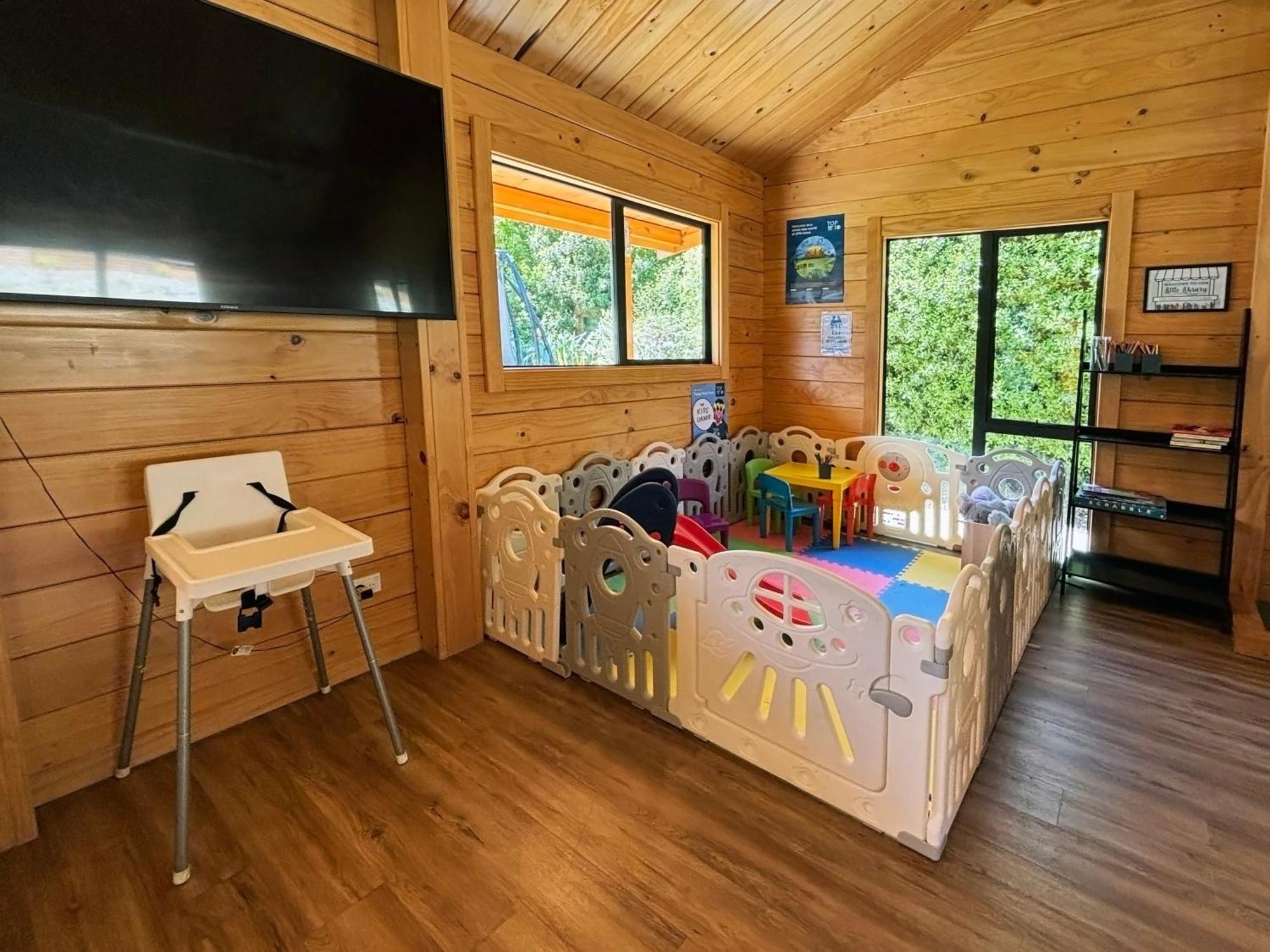 Kingston Top 10 Holiday Park Extérieur photo